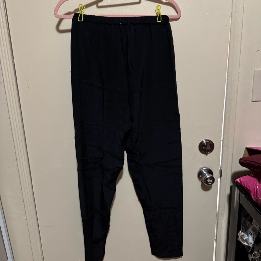 Chic Black Women's Cropped Pants